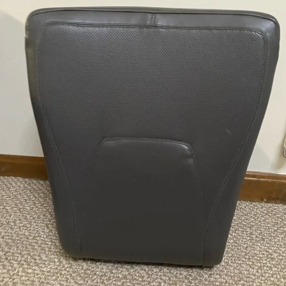 Ready Rocker in faux leather stone - Picture 2 of 2